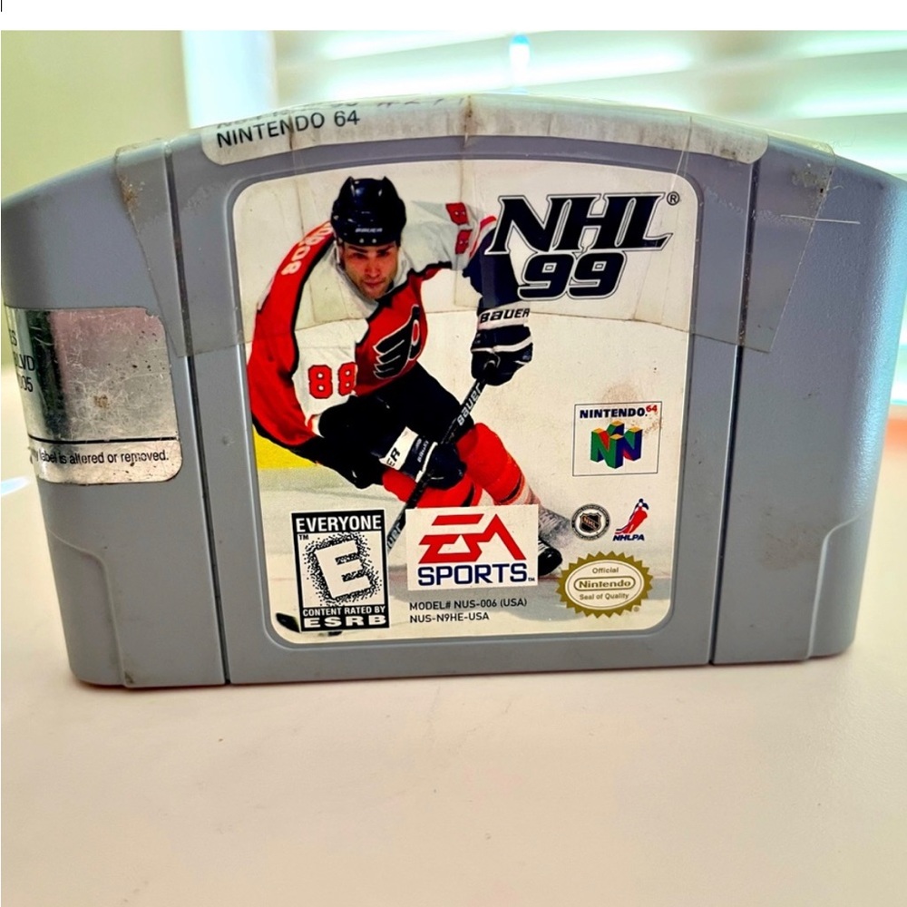 Vintage Gamers NHL 99 Nintendo 64 EA Sports NHL 99 vintage video game